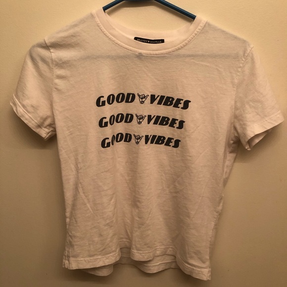 Good Vibes Brandy Melville tee - Picture 1 of 3